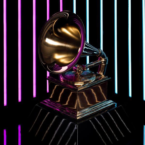 leepezjed's tweet photo. 10 years, 7 albums, 32 singles... When will little mix get the recognition that they deserve? #Grammys #LittleMix https://t.co/urvw8ctUMC