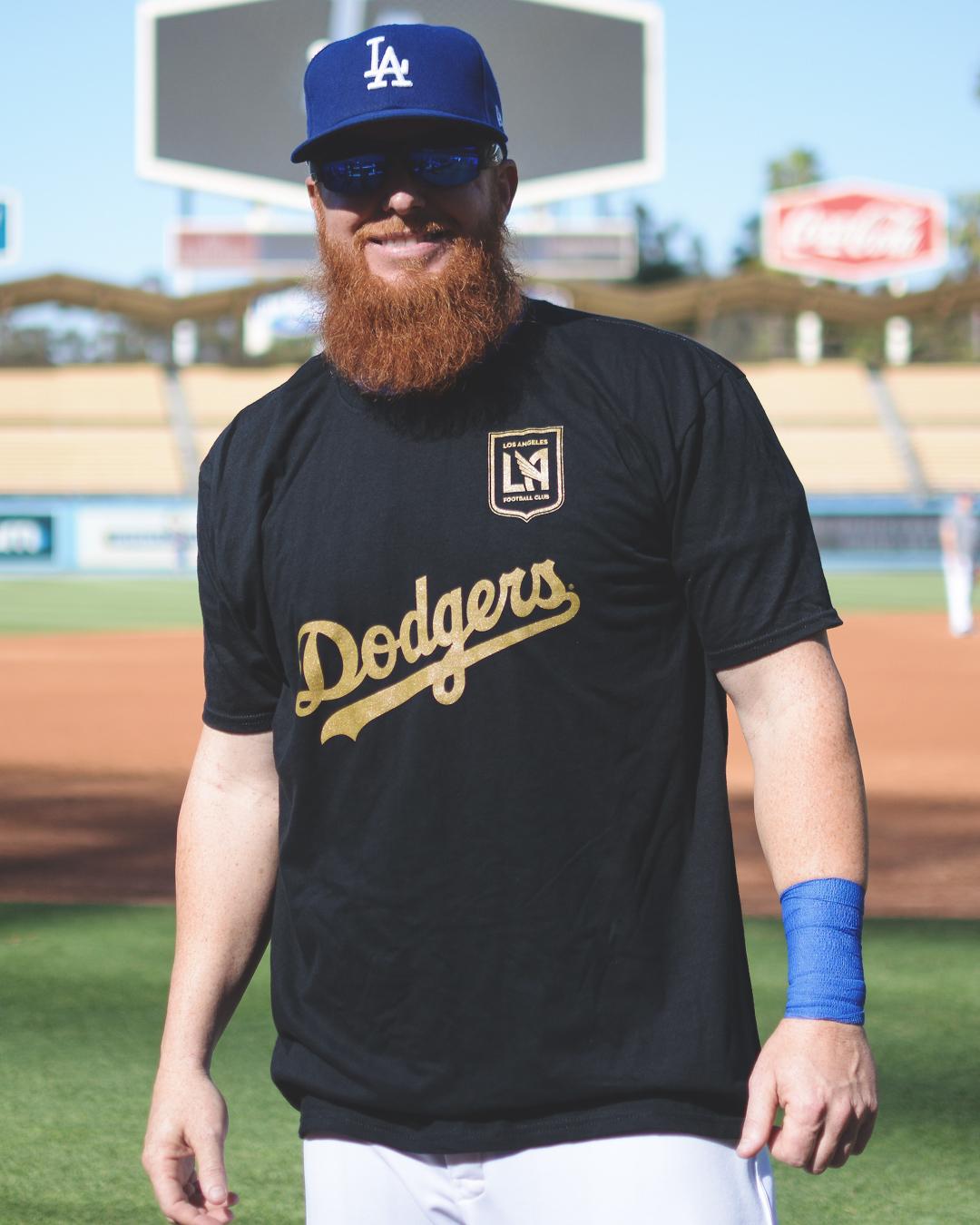 LAFC a X: Happy Birthday, @redturn2! 💙🤍 #LAFC x @Dodgers https