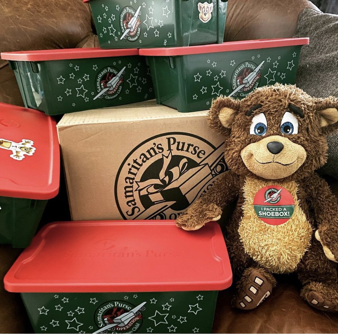 ToddTBear's tweet photo. I packed a shoebox for #OperationChristmasChild @OCC_shoeboxes @SamaritansPurse #GiveXBack #ToddTBearIsEverywhere #YouPlusMeTogetherWe #TODDYT https://t.co/8jTa2kgsgb