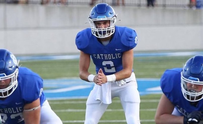 statechampsmich's tweet photo. STATE CHAMPS! SCOUT TEAM: @burneystweets’ Ford Field football field general breakdown — Ranking MHSAA finals QBs >> https://t.co/444jqlUpfR 

@dantemoore05 @tyholtz_ @BDrogosh @BryceUnderwoo16 @ParkerPicot @ballerbaker22 @johnpassinault @JoshuaBurnham20 @de1on_ @jeffery_heaslip https://t.co/QinmcSQMdi