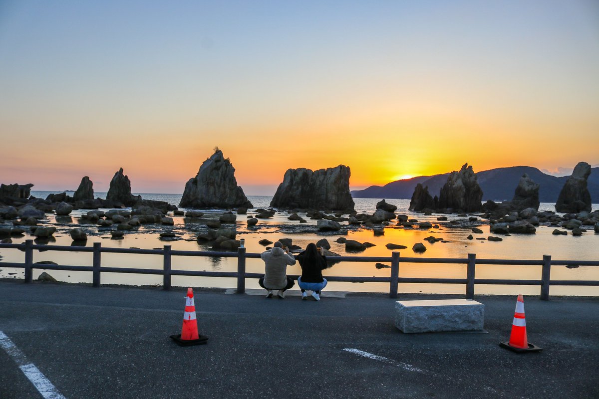 chadwickfeijen's tweet photo. More of my "Views on the parking lot". https://t.co/vlEFTOWrbk