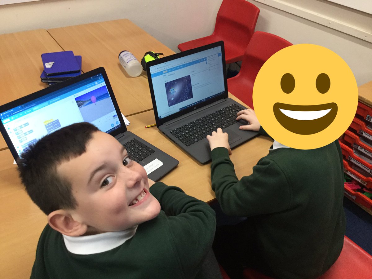 LyndonGreenJnr's tweet photo. Coding club after school. So impressed with the children’s progress already. @scratch https://t.co/ByZCc8IZqX