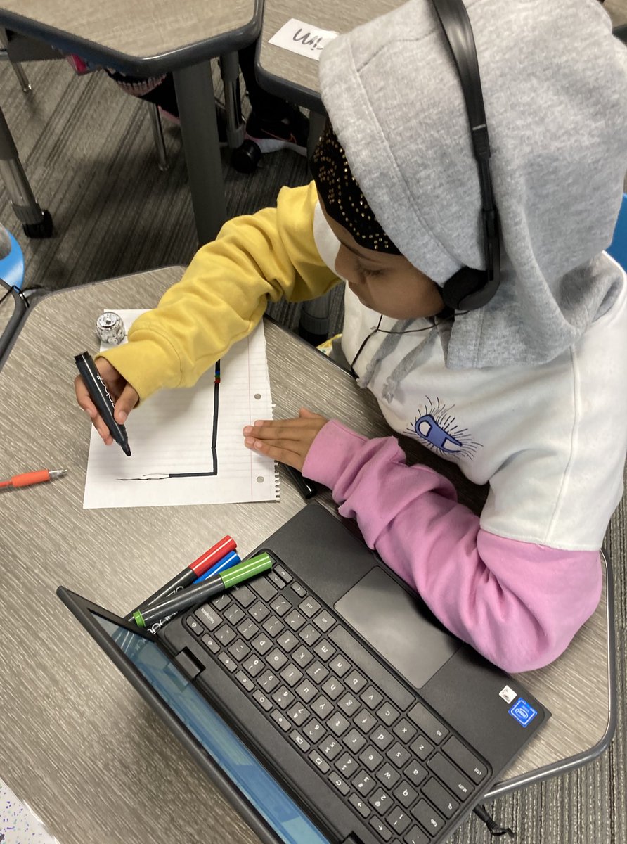 MissConley_761's tweet photo. Inspired by a biography on Tony Sarg, 4C created our own Macy’s day parade featuring our favorite family traditions and practiced coding with the ozobots for our routes! Check out how they turned out in the thread below! #whatsyourstory #mckinleystrong https://t.co/cVeo1XZo0n