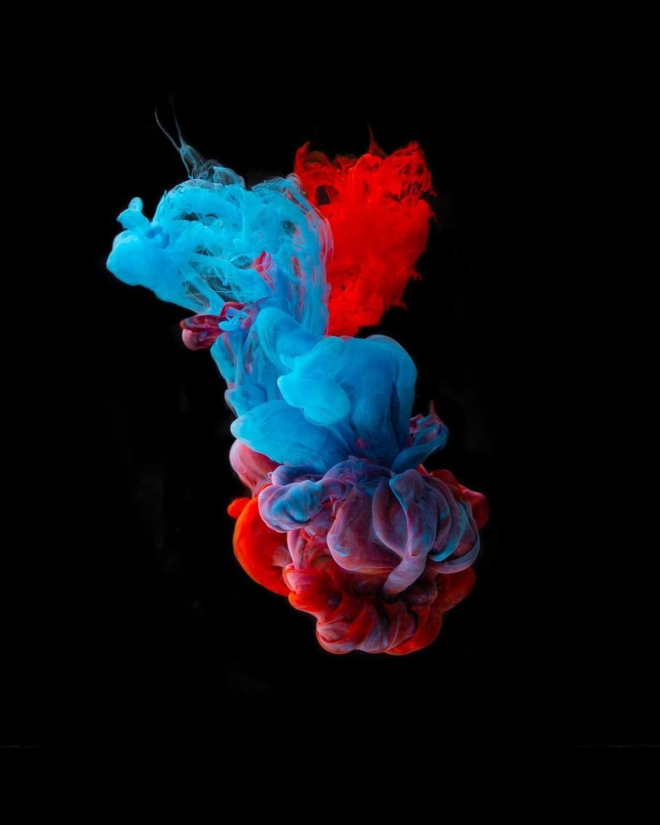 wolvcollphoto's tweet photo. STUDENT WORK HIGHLIGHT- Reposted from @riggzphotos @wolvcoll @btecstudents @HigherNationals #hndphotography  

Trying something new! #liquid flow #abstract #ink #water #underwaterphotography #photography #fastshutterspeed https://t.co/W7O6qtS1hw