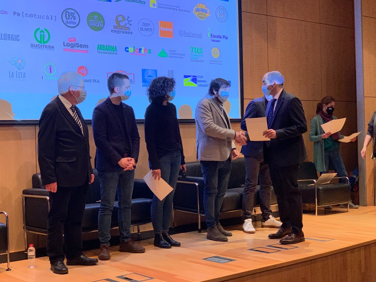 Sucitesa's tweet photo. #Vàlua, la plataforma del #TercerSectorSocial de Sabadell nos ha reconocido como empresa solidaria (Empresa amb Vàlua 2021) por la labor que realizamos con @AssociacioEthos.

Gràcies!❤️ https://t.co/gOuMf0Vbiy