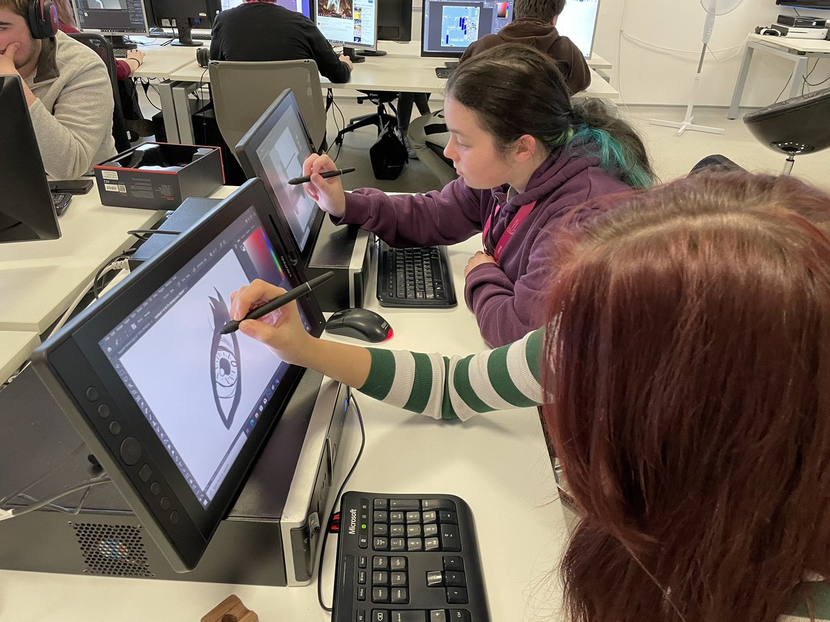CcswGames's tweet photo. Some of our Year 1 learners testing out the new graphics tablets in our games development room #collegelife #gamesdev #3dart #digitalart @3DWorldMag @indiedevnet @3DArtist https://t.co/zFHBCHzE7f