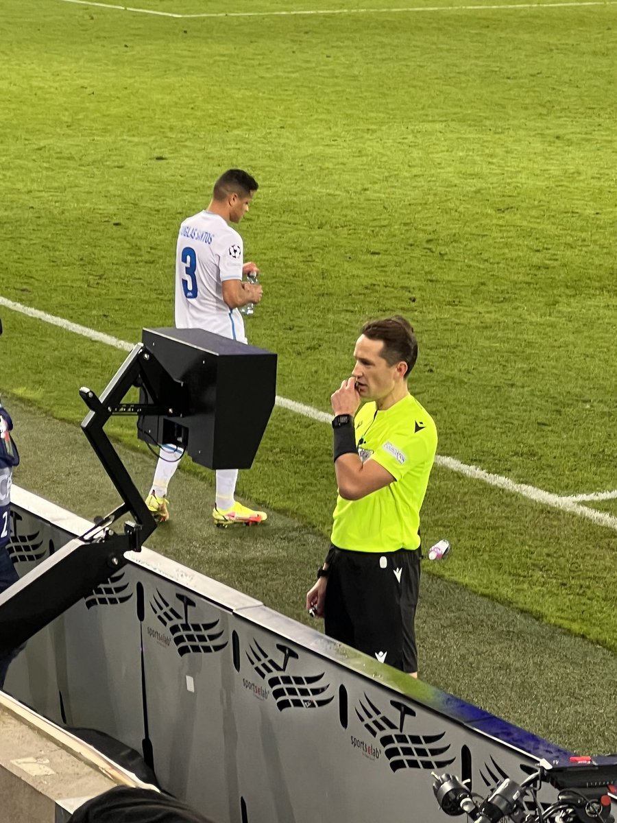 FredrikGertten's tweet photo. Gazprom är huvudsponsor för Champions League och huvudägare av Zenit St Petersburg. En svag domare kunde inte stå emot. Gav två tveksamma straffar till Putins gasbolag. UEFA fångade av de korrupta pengarna. https://t.co/vvTRYrB30e