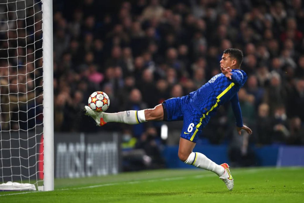 VianMatty's tweet photo. @talkSPORT Save of the week @tsilva3 https://t.co/KTMO0c6Vja