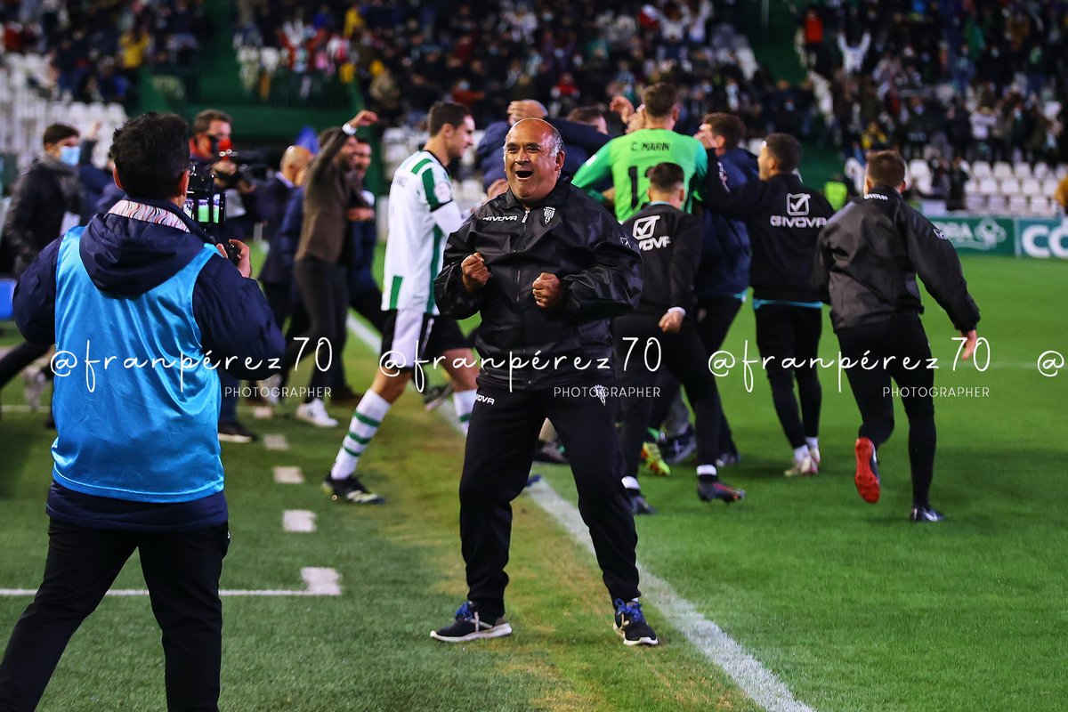 Este hombre si que es puro sentimiento cordobesista. El gran Pepillo. El más grande. 
<a href="/CordobaCF_ofi/">Córdoba CF</a> 
#FinalCopaRFEF