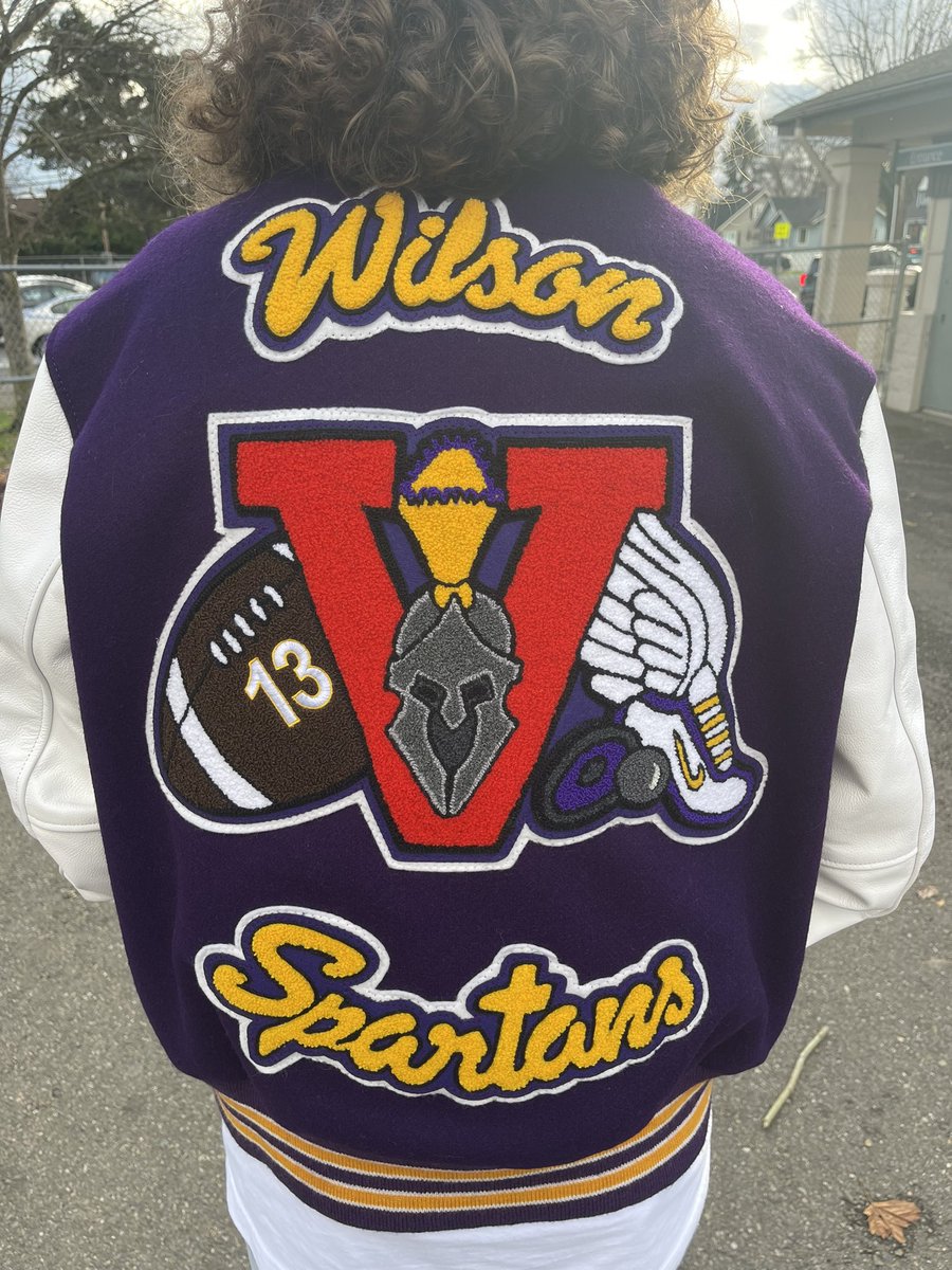 SumnerFootball's tweet photo. Happy Birthday to out do it all guys @blakewwilson3 make it a Great Day! #SpartanNation https://t.co/y3LMFrOGKc