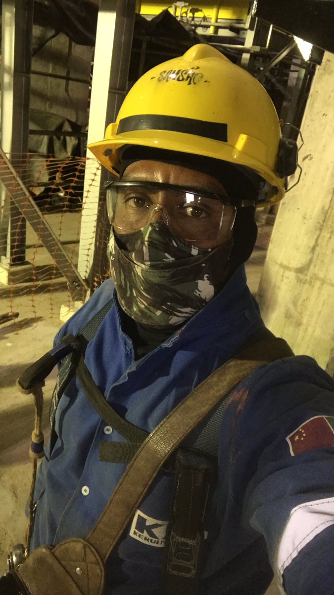 Alessan50237785's tweet photo. Bom trabalho pra quem é de trabalho 
&amp; Bom descanso pra que é de descanso!
#Começei👷🏽‍♂️ #KeruiMétodo #Comperj #GásLub #Itaboraí_Rj https://t.co/pMyr4LI9j2
