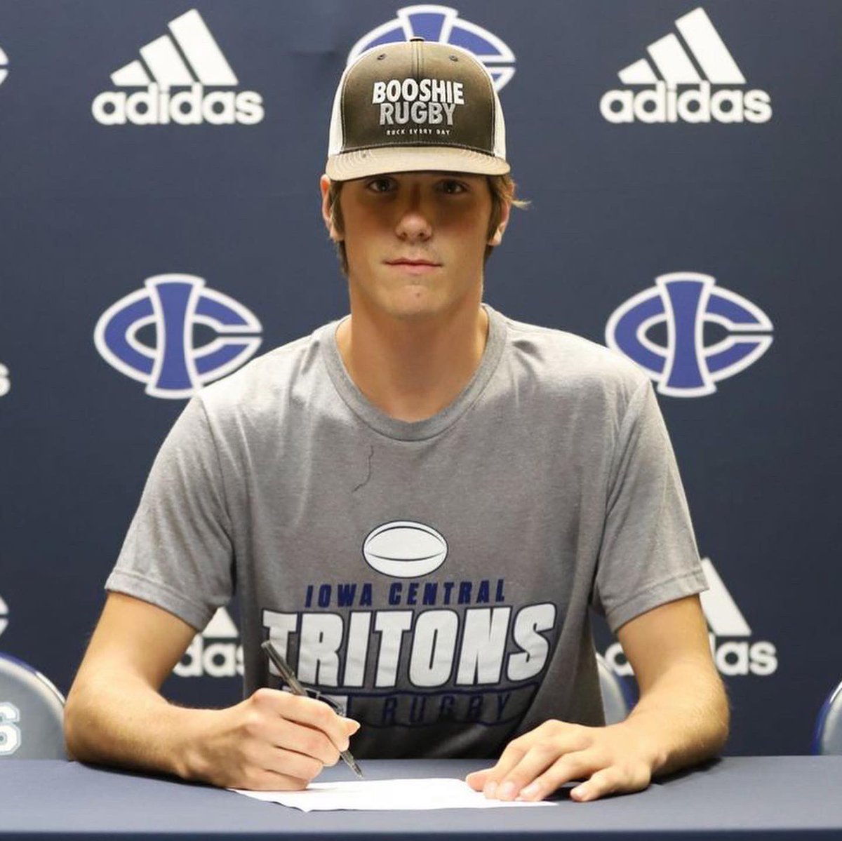 garrett giles tweet media