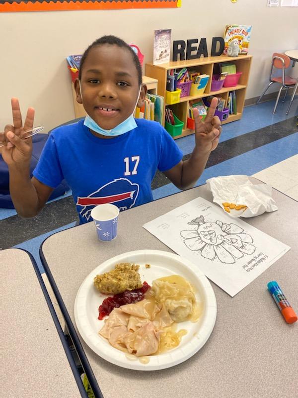 CmtySch_HA's tweet photo. Today, Mrs.Lewis &amp; Mrs.Dellapenta's class hosted a "Thankful Meal" for their students &amp; a few other classes. Students also wrote things that they were thankful for! #Retweet &amp; tell us what you're thankful for! https://t.co/81d7UrmbCo
