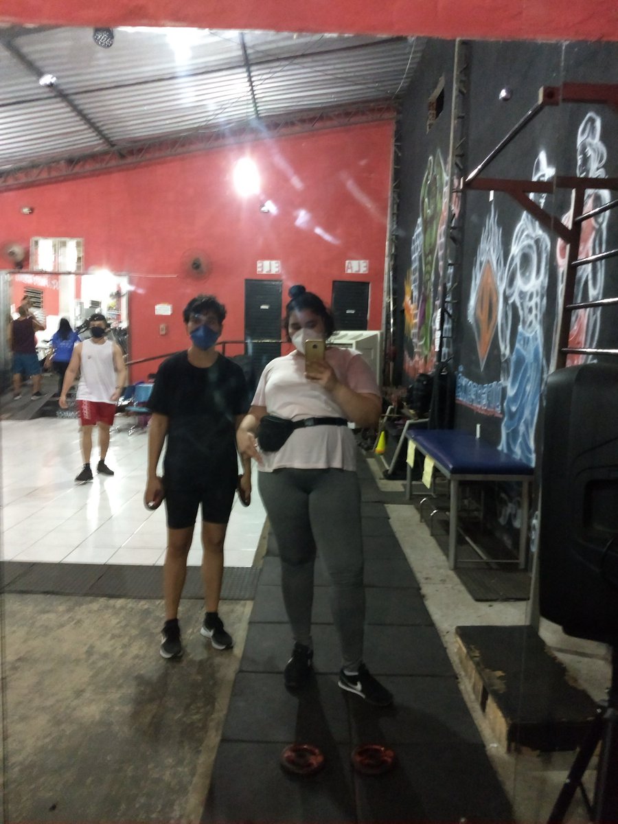 eulaema's tweet photo. Oi gente boa noite dia 1 concluído com sucesso #nopainnogain #ficamonstro #birl exqueeeeeece levei o pocket pra academia gostaram da resolução? Bjs https://t.co/0KEg5O0PLx