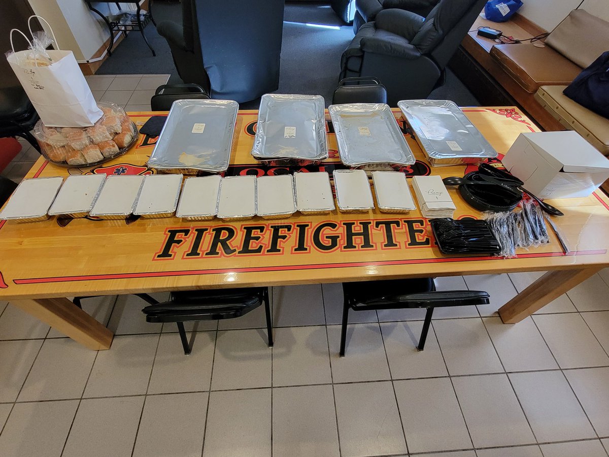 East Greenwich Firefighters were one of the winners of Cox Communication’s first responder Thanksgiving and received a Thanksgiving meal along with a $500 donation to a 501c3 of our choice. We picked <a href="/egreenwichnews/">East Greenwich News</a> because of the great work they do for the community.