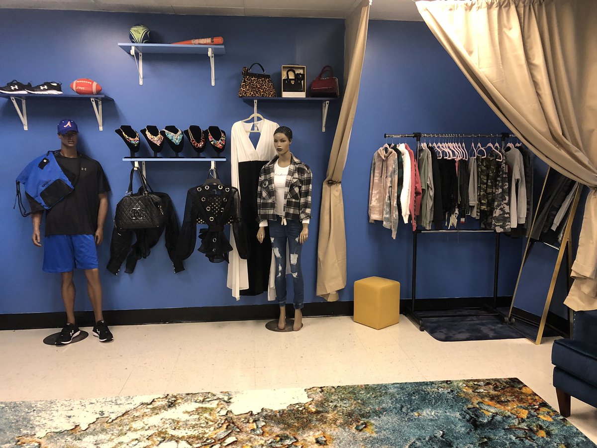 Thankful for new beginnings and for the endless possibilities of what we can do for our school community.  Introducing our AMS Boutique…thank you to Dr. Thornton, Ms. Fratrik, and their team for making it a reality for our students.  #proudprincipal