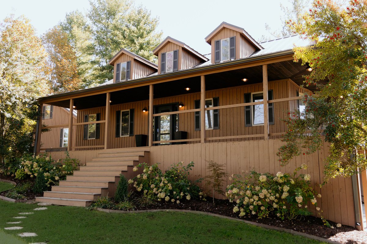 Dant Crossing tweet media