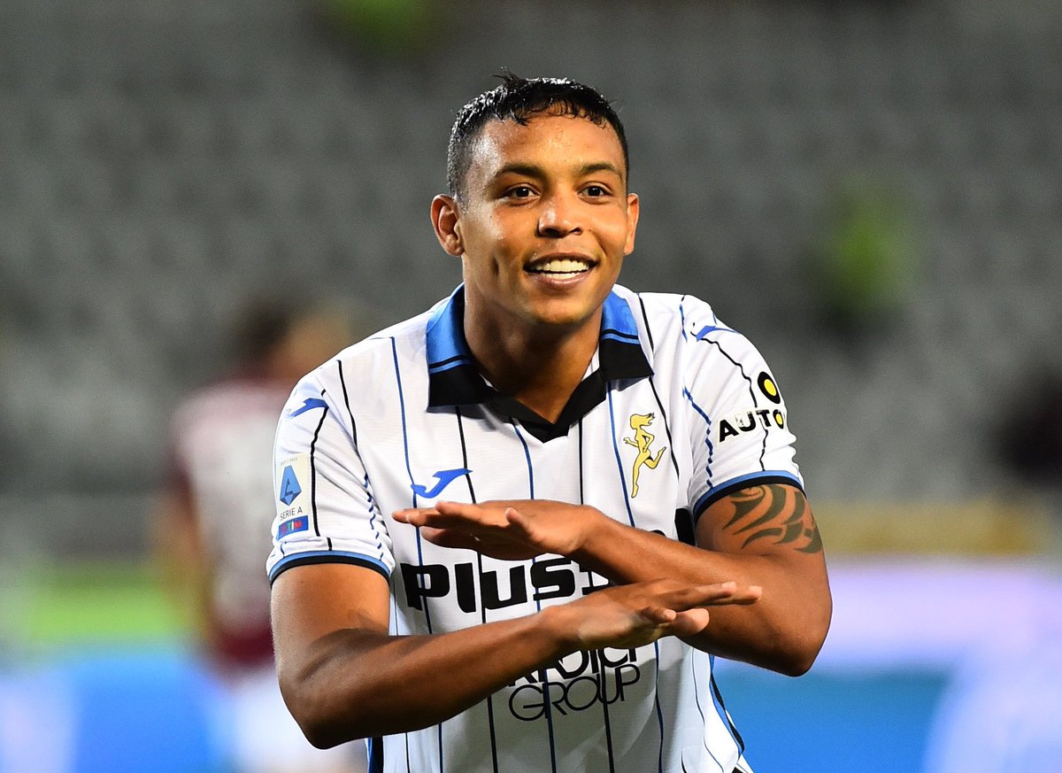 2010MisterChip's tweet photo. #OJOALDATO - Muriel ha marcado hoy un gol de falta directa a los 22 segundos de entrar en el terreno de juego. No hay precedentes. Lo más parecido es un gol de libre directo de Elson (Stuttgart) contra el Sevilla a los 261 segundos de entrar desde el banquillo, el 20.10.2009. https://t.co/YN3iX9MXru