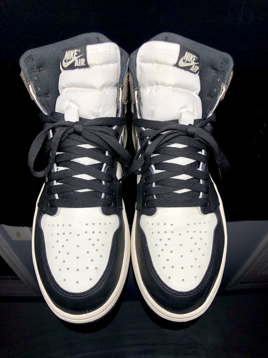 Championskicks's tweet photo. Gonna be listing a few personals here, mostly 10/10.5

First up - 

SZ10 Mocha 1, 9/10
OG All

$400 plus label https://t.co/qAMCYJ3hFC