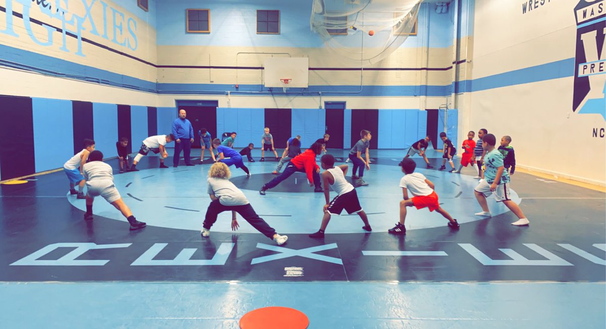 Cline8Kyle's tweet photo. Follow up high school with a great youth practice #WashHigh @WPIALwrestle7 https://t.co/JY33bEnPSz