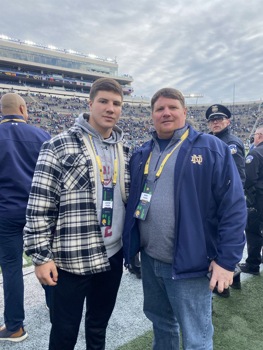 Justin_fisher_5's tweet photo. Had a great time visiting the University of Notre Dame this past Saturday! Special thank you to @BrianPolian @dpeloqu1 for the invite! https://t.co/IKWJqiEXXQ