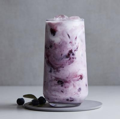 ‘짝사랑은 병이다.’

지독한 짝사랑을 접지 못하는 한 여자, 그리고 첫사랑을 잡지도 보내지도 못하는 한 남자.
이어질 듯 이어지지 못하던 두 사람은 어느 날 한 순간 뜻밖의 상황에 직면한다.

복희씨 작가님의 <손톱> 리디북스 출간!
ridibooks.com/books/14830225…

RT+팔로우 한 분께 음료를 드려요💜