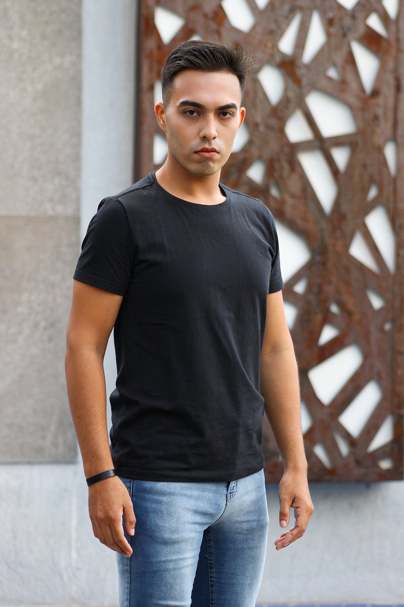 Rumbo al certamen nacional #MísterGuarani 2022
Representando a mi querida ciudad "Coronel Bogado"