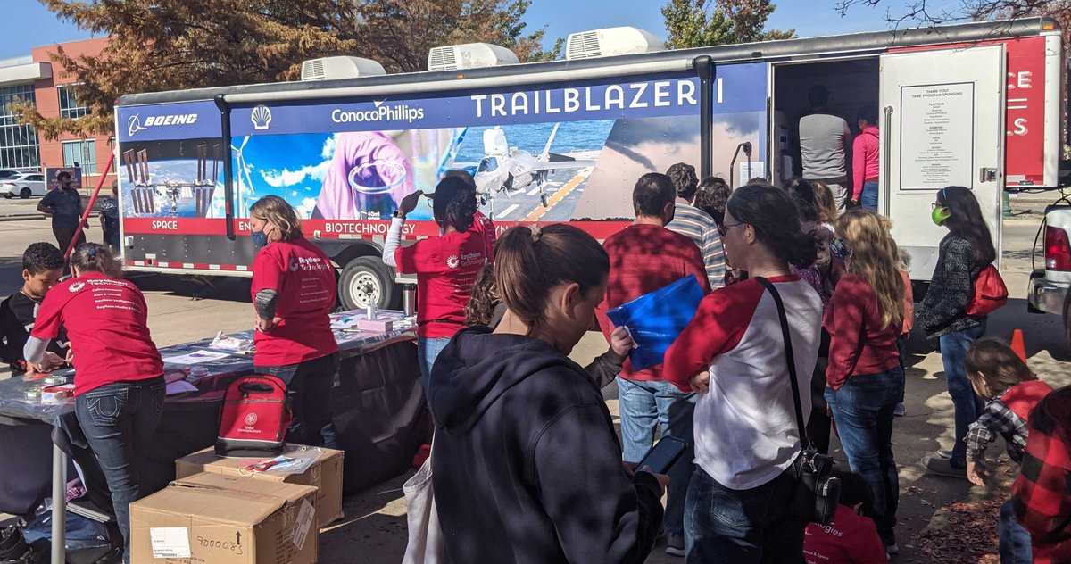 TAMESTEM's tweet photo. On Nov. 20, the TAME Trailblazer embarked on its first trip after 18 months! This trip was made possible thanks to the generous support from our gold partner, @raytheonintel
#DrivingSTEM #LonestarSTEM #STEM4all #TexasSTEM #FutureEngineers #Engineering #mckinneylibrary https://t.co/u5gbNdWUSS
