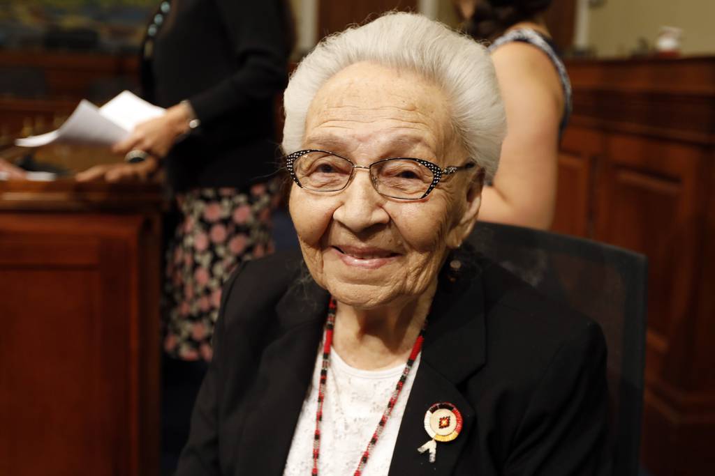 Marinetimes's tweet image. After the war, Marcella LeBeau kept treating patients on the Cheyenne River Indian Reservation and with Indian Health Services for over 30 years.
trib.al/R8wVBDe