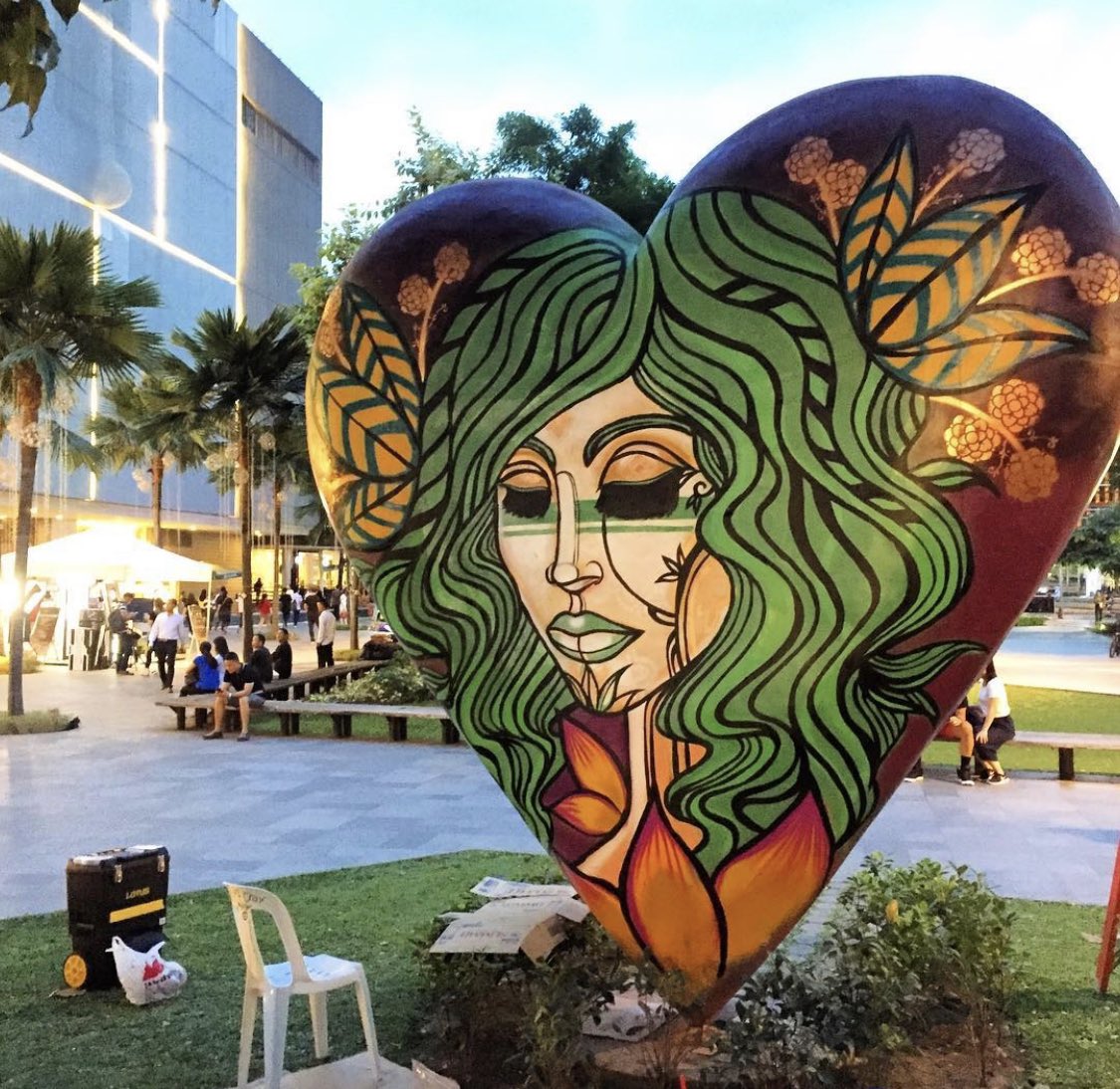 deejae408's tweet image. Because the world needs love

-
My work back in 2017

@goddessartnft #HeArtpiece #starvingartistph #bonifaciohighstreet #bonifacioglobcity #artbgc #mothernature #Philippines