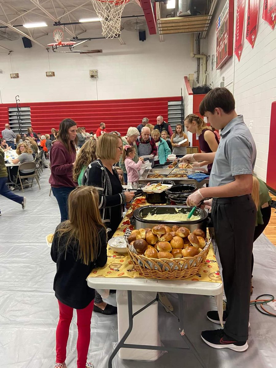stewartsvilleC2's tweet photo. Happy Thanksgiving! We had a huge turnout at #TheNest for Thanksgiving dinner today. We are counting our blessings here today and everyday, because being part of this community is always a #CardinalVictory! https://t.co/IGOTQVo5yV