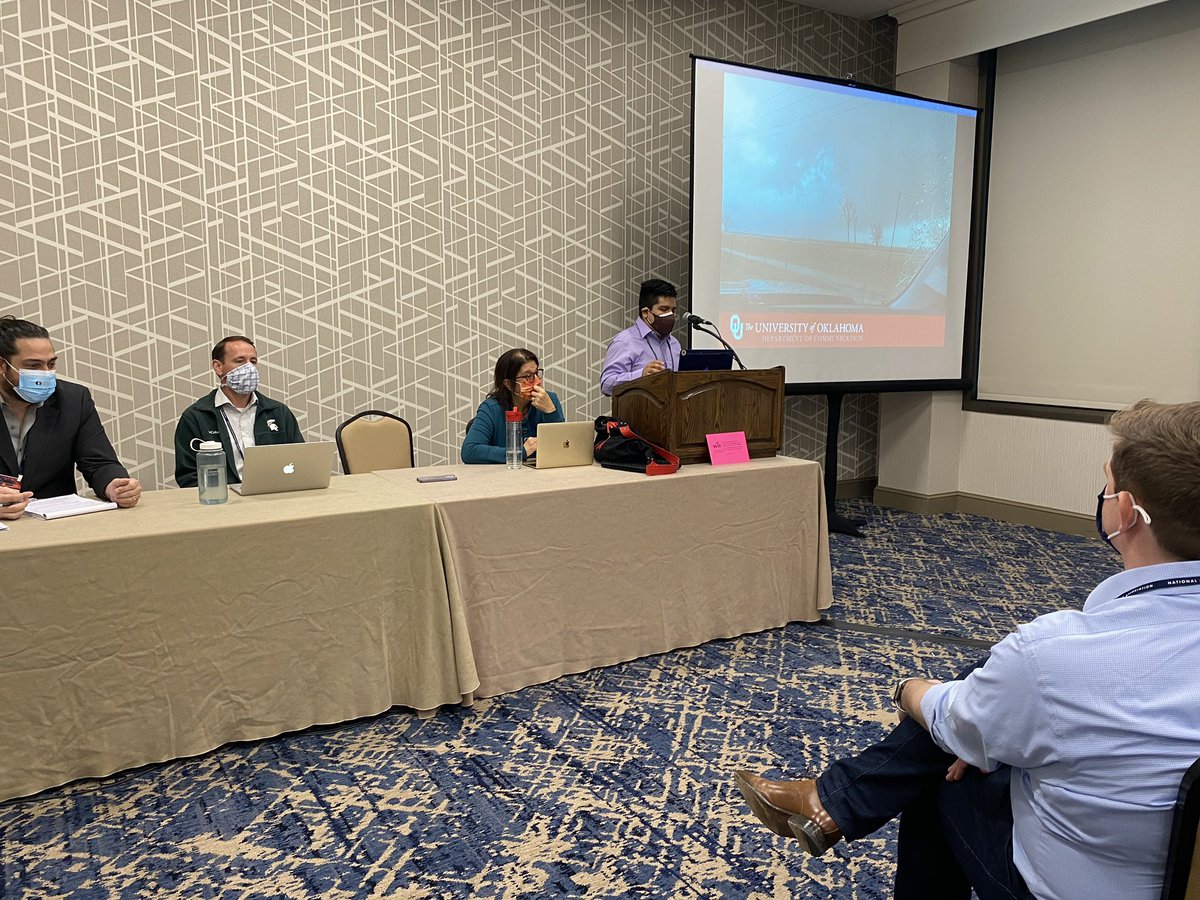 LatinWx's tweet image. Back in Oklahoma after a fruitful first #NCA21 in Seattle, WA. Personal favorite moment? Connecting w/ @LCSD_NCA and meeting so many amazing scholars working in Hispanic/Latinx communication research. 👨🏽‍🏫👩🏾‍🏫🧑🏿‍🏫 

Feeling pumped for what’s to come in my bilingual #riskcomm journey 🌪