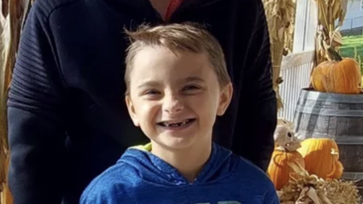 This is Jackson Sparks, he was only 8 yrs old. He sadly lost his life in the #Waukesha Parade massacre.
Which one of you left wing scumbags still want to call this heinous terrorist attack, karma, or an 'accident?'
SAY HIS NAME! #JacksonSparks