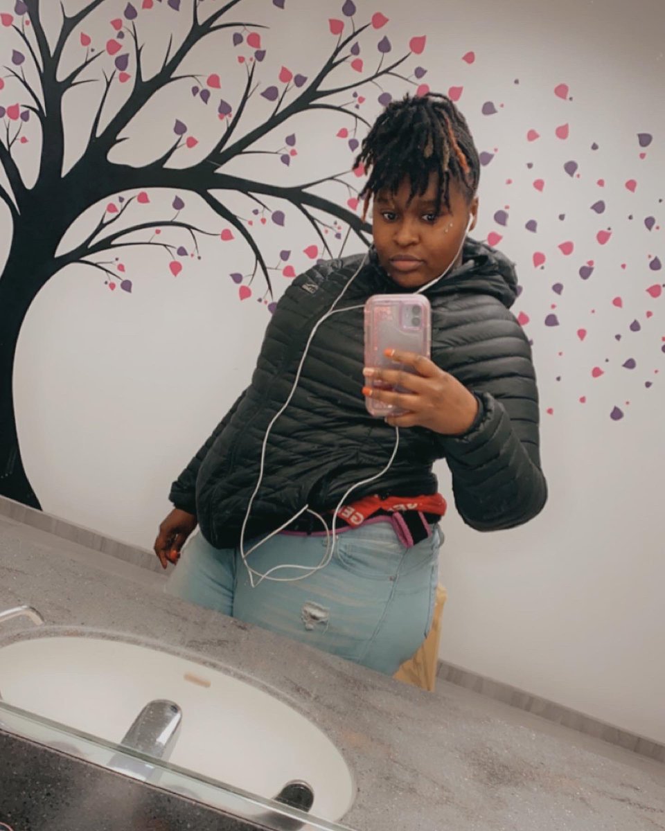 WilliamsChere's tweet image. Work life