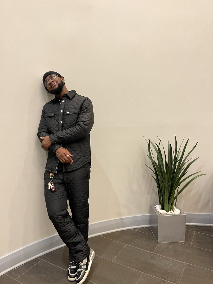 YBsheed's tweet photo. Throwing Fits 🤌🏾 https://t.co/Q3tGmOlfBd