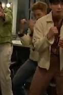 jeonsvicio's tweet photo. O NAMJOON FAZENDO O MEME DO AÉ TO CHORANDO KKKKKKKKKKKKKJKKKK https://t.co/QYyljTwuTe