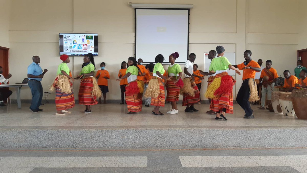 BelgiumInUganda's tweet photo. ...aimed to improve the quality of teaching and learning through the #TTE and #SDHR programmes of the Belgian cooperation. NTC Mubende is also supported by the Belgian NGO @VVOBvzw. (2/2)
#EnablingChange #BEinUG ๐ง๐ช๐บ๐ฌ https://t.co/pgI5z3Dg3I