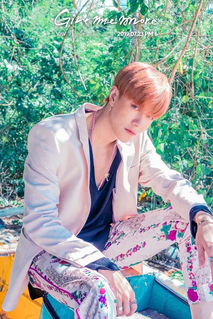 CrizzVampz's tweet photo. #JACOB_VAV GIVE ME MORE Concept Photo Fiesta 🥳
#브이에이브이
#뱀즈 #VAV #VAMPZ
@VAV_official @twt_VAV https://t.co/B2Yo7FvQTy