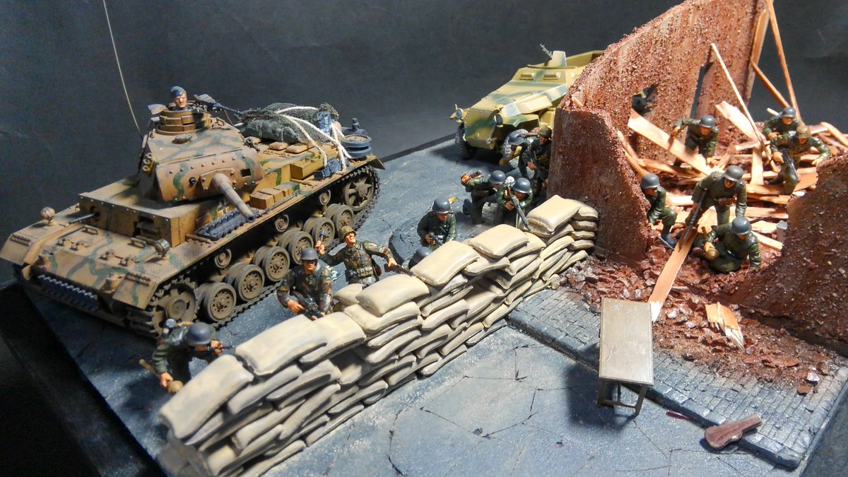 ドイツ軍市街戦ジオラマ完成しました！ 久々に市街戦を再現しましたが 