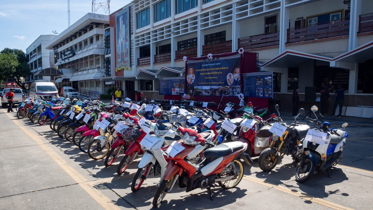 ตำรวจภูธรภาค 3 แถลงผลการระดมกวาดล้างการกระทำผิดเกี่ยวกับการแข่งรถในทางและความผิดอื่นที่เกี่ยวข้อง ยึดรถจักรยานยนต์ 2,051 คัน...ทำประวัติผู้แข่งรถ 1,062  ราย facebook.com/22006738483653… <a href="/fm91trafficpro/">FM91 Trafficpro</a>