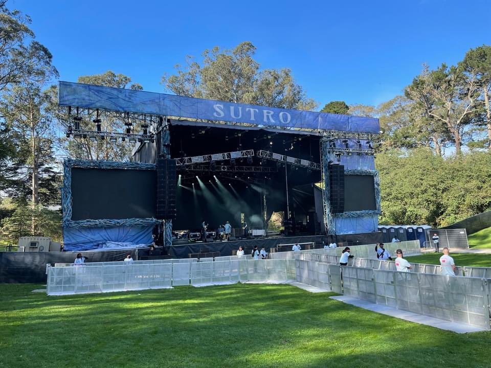 L_ACOUSTICS's tweet photo. Last month Certified Provider #SoundonStage brought the best sound to the Bay Area for @sfoutsidelands! π
Congratulations to the awesome team at Sound on Stage for their deployment of the best sound for the festival's Twin Peaks, Pan Handle, and Sutro stages! https://t.co/pQxy47XX5J