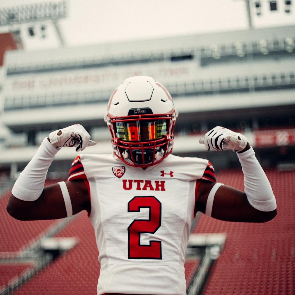 BIG ONE After a call with Coach Morgan Scalley, I am blessed to receive another D1 offer from Utah!!! @ERusso_UtahFB <a href="/Utah_Football/">Utah Football</a>