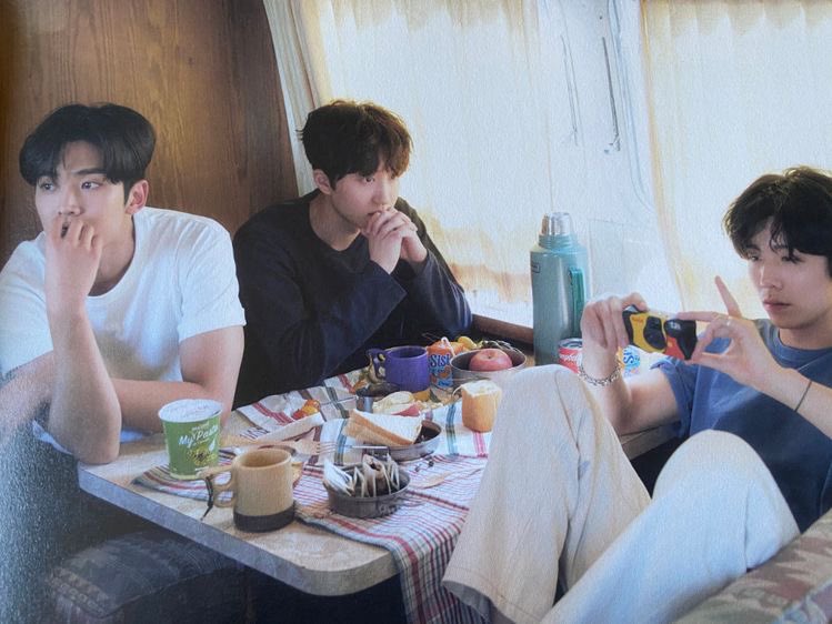 #SF9 #ROWOON #HWIYOUNG #CHANI <a href="/SF9official/">SF9official</a>