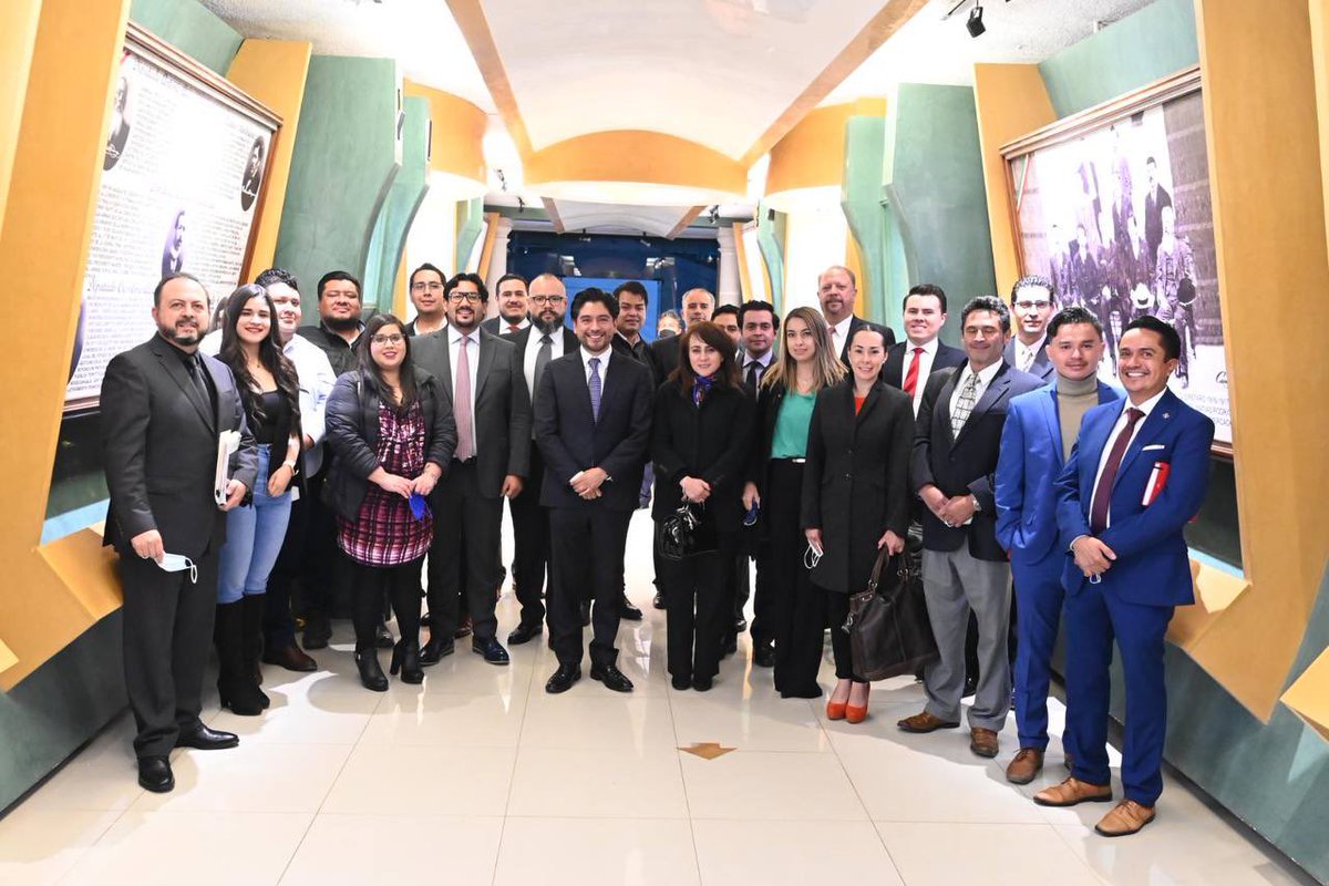 JLRomoCruz's tweet photo. Ningún resultado sería posible sin mi equipo: 

¡Muchas gracias familia @SEPPEHidalgo por su entrega, su compromiso y su trabajo!
Y a ti hidalguense, puedes estar seguro que seguiremos dando nuestra mejor versión para que tú y tu familia tengan un mejor Hidalgo. https://t.co/dQWMxjFaa0