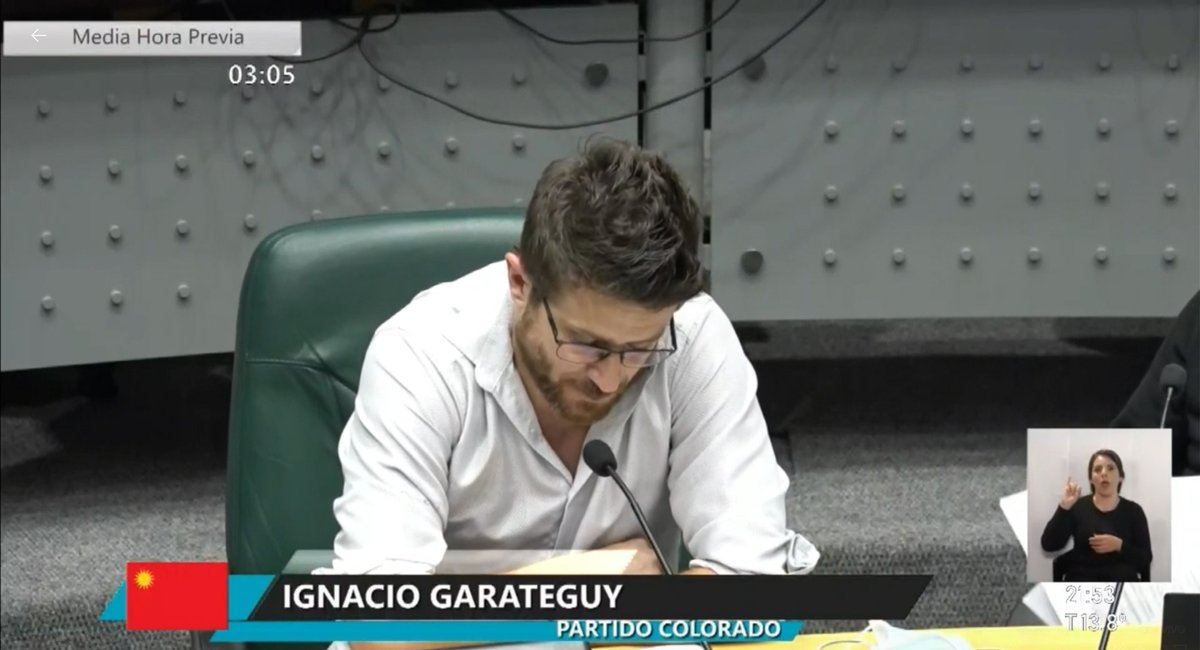 Colorados destacan programa uruguayo de reserva de surf. Garateguy señaló que se trata de una propuesta vanguardista, de Maldonado, y viene contribuyendo a pasos lentos pero grandes, a la economía del departamento y la revalorización de sus costas.--> facebook.com/juntamaldonado… #JDM