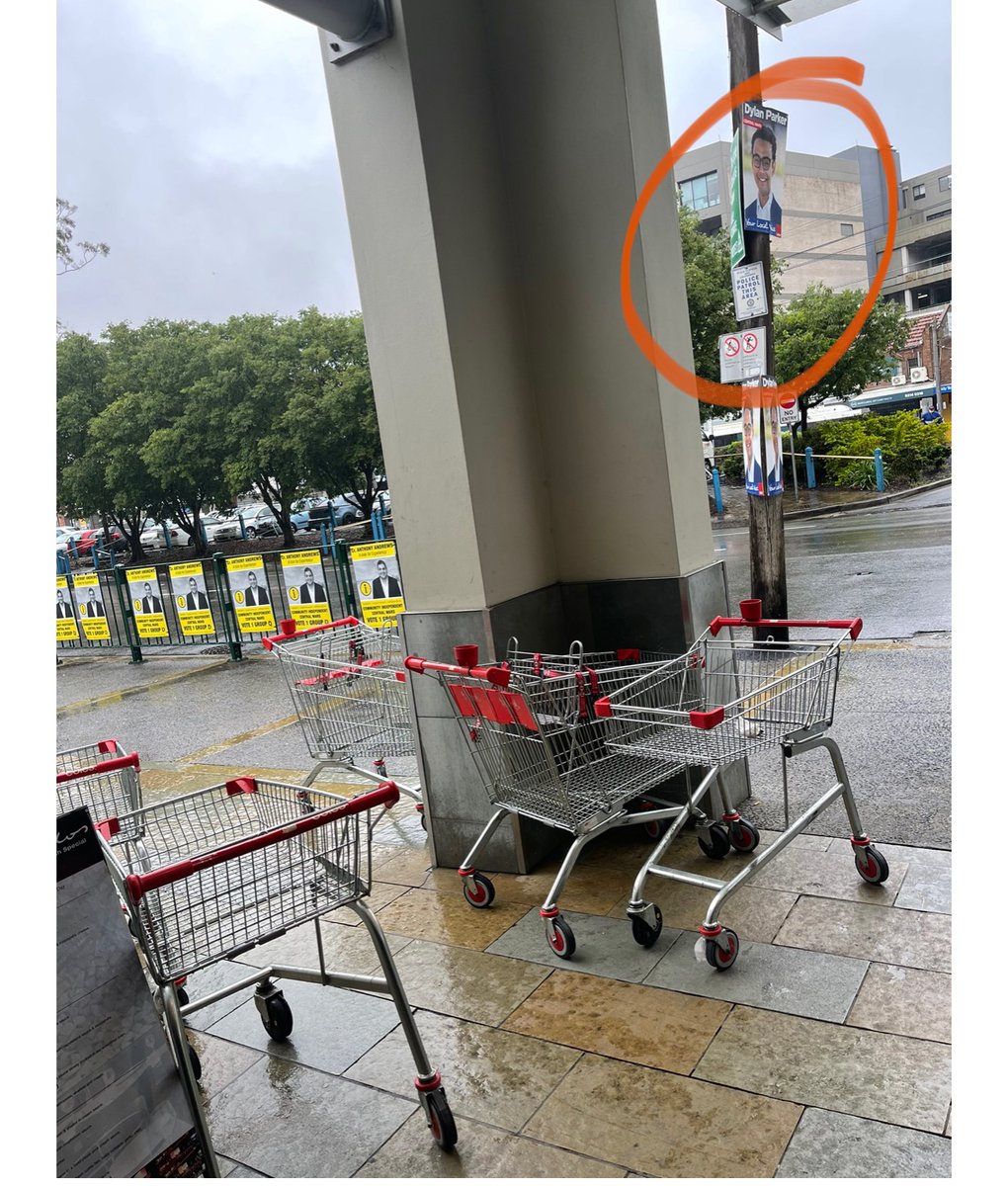WandaLusta's tweet photo. @jennyleong @Sylvie_E Hi Greens
 Q:Why does an overseas supermarket firm ALDI care more about the environment in 
@Australia
 than an Australian 
@Coles
 ?

Cole’s let’s it trollies get dumped everywhere daily while Aldi has a simple effective key solution. https://t.co/zf7BFO4kzb