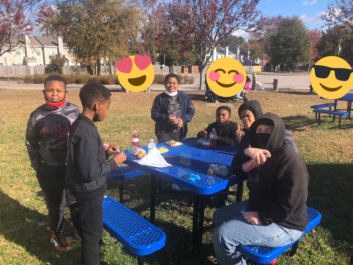 Ms.Gomez5thGrade (@msblgomez) on Twitter photo My class and <a href="/MissKeltner/">Amy Keltner</a> ‘s class had a fun day learning all about mixtures and solutions!! My class and <a href="/MissKeltner/">Amy Keltner</a> ‘s class had a fun day learning all about mixtures and solutions!!