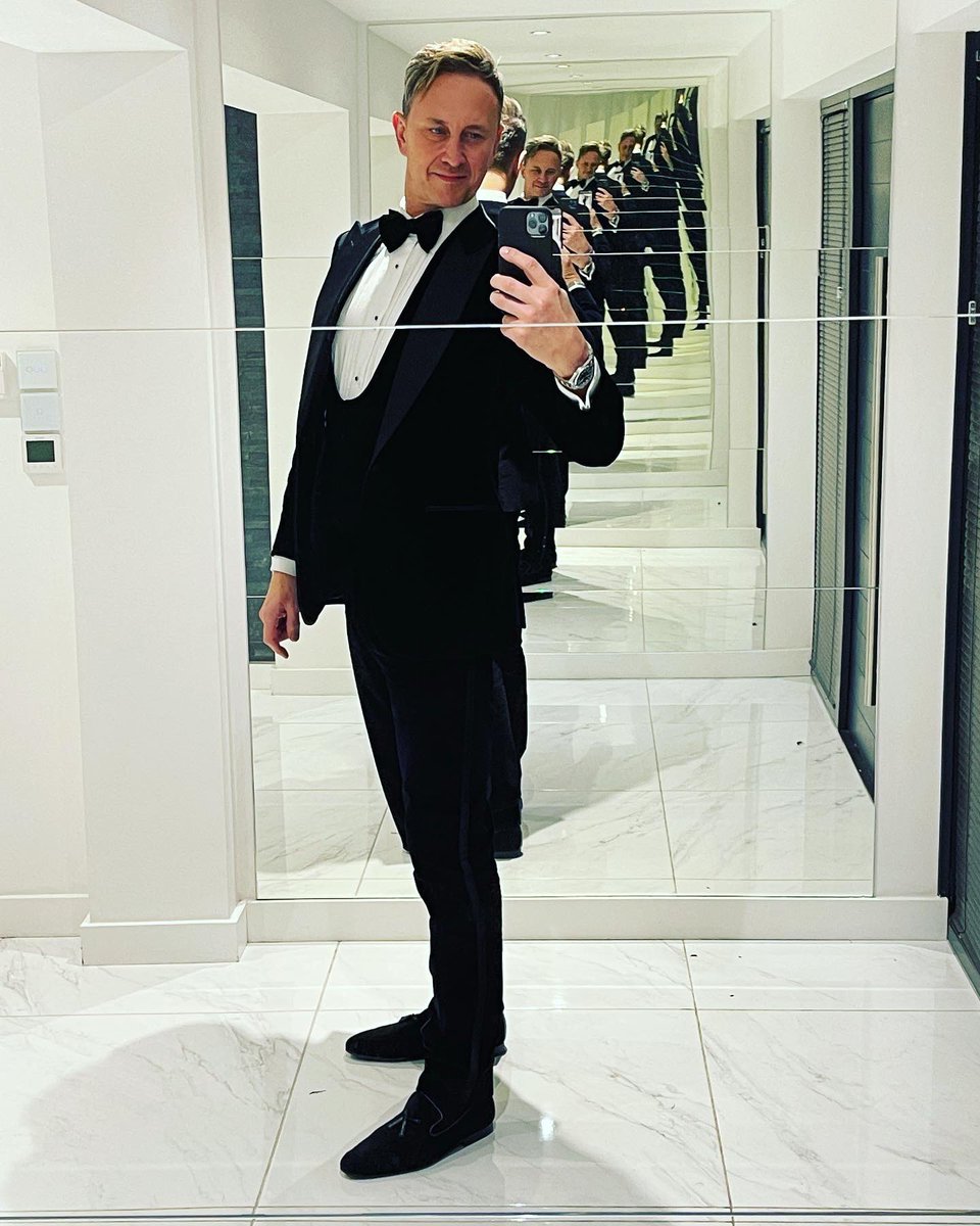 Ian Waite tweet media