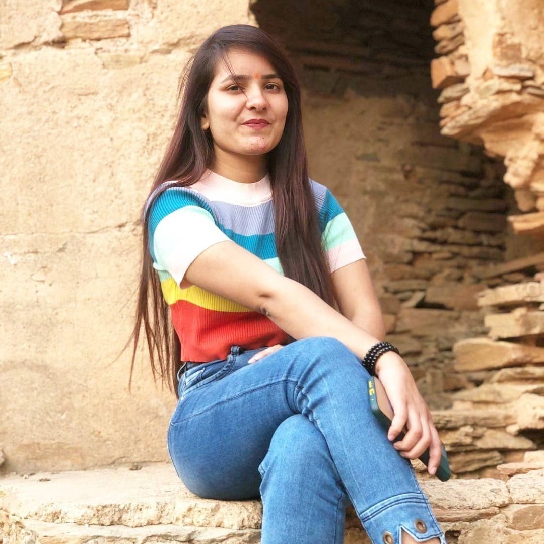 नित्या पंडित ( धमोत्या ) tweet media