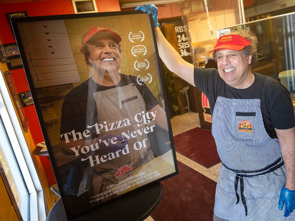 New pizza documentary gets local premiere date https://t.co/aUTu3KVSm7 @lrgsuper @TWEPI @Imagine